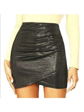 Shein Whimsigoth Mini Skirt Faux Croc Leather Draped Stretch Ruched Black New